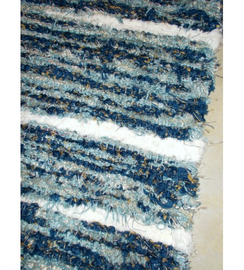 Bolyhos rongyszőnyeg kék, fehér 75 x 110 cm